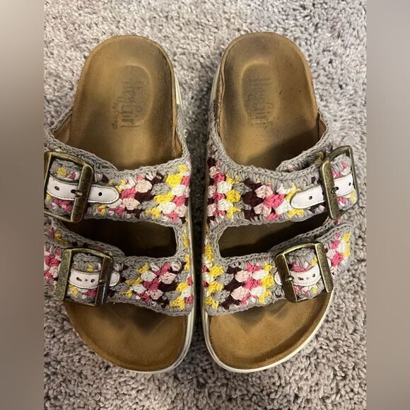 Hey Girl by Corky’s Crochet Platform Sandals - Picture 2 of 9